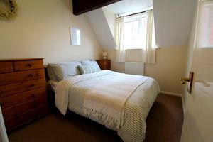 Bedroom- click for photo gallery